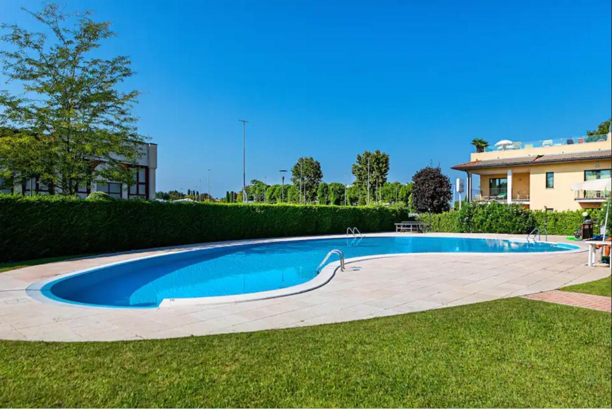 Dimora Nicola A Due Passi Dal Lago Sirmione Exterior foto